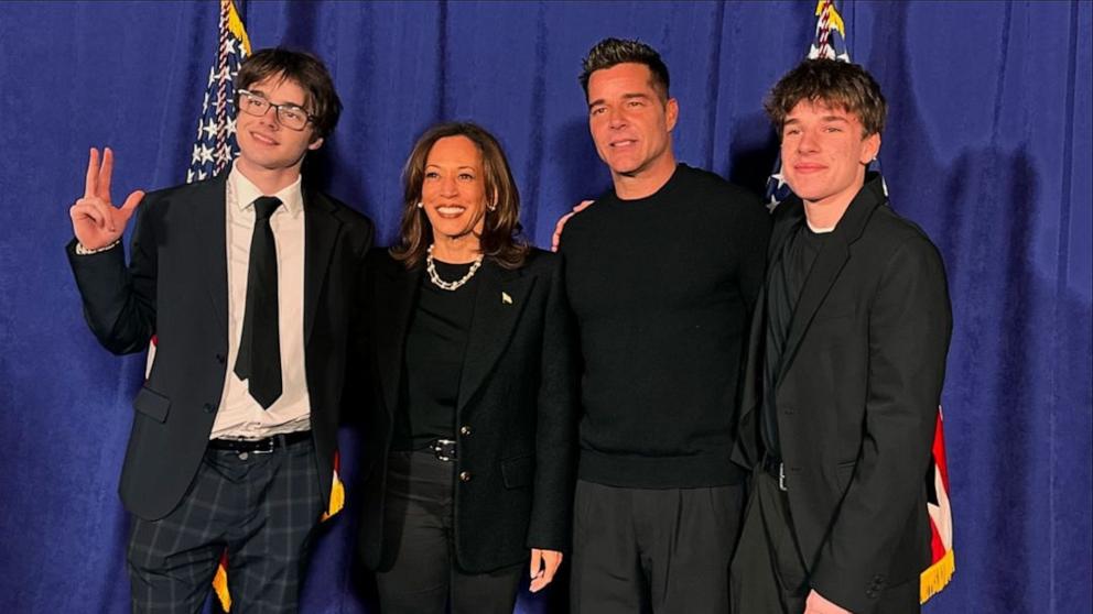 PHOTO: Ricky Martin shared a photo on Instagram with his twins, Matteo and Valentino, posing alongside Vice President Kamala Harris.