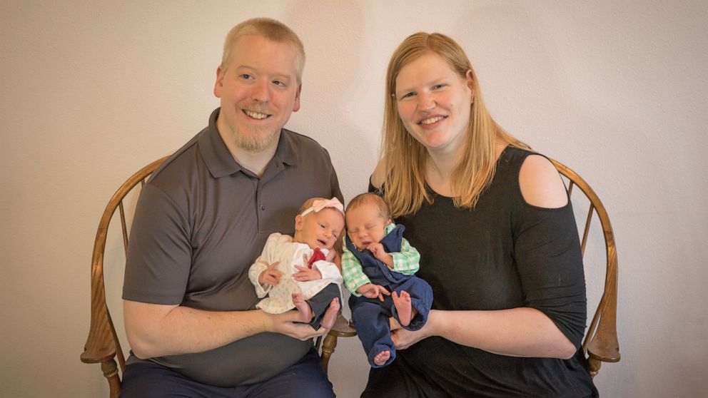 PHOTO: Philip and Rachel Ridgeway welcomed twins Lydia and Timothy, who were born from donated embryos that were frozen back in 1992.