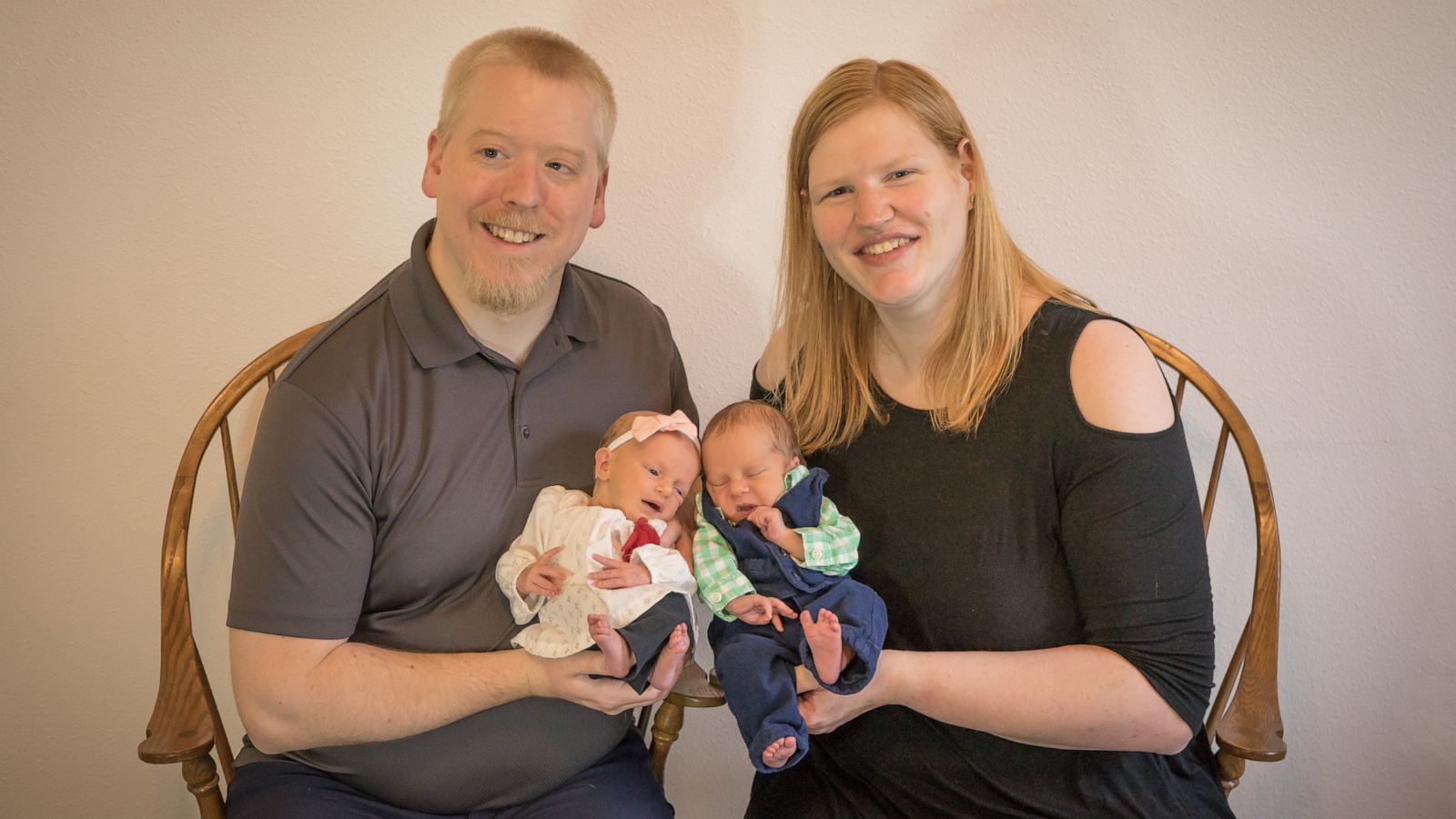 PHOTO: Philip and Rachel Ridgeway welcomed twins Lydia and Timothy, who were born from donated embryos that were frozen back in 1992.