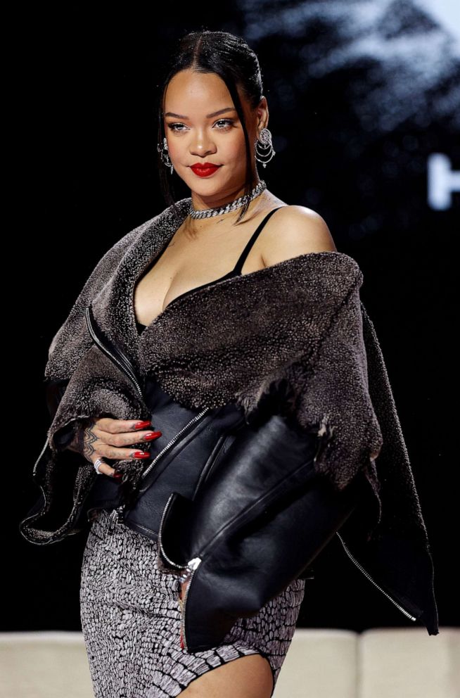 Photos from Rihanna's 2023 Super Bowl Halftime Show - E! Online