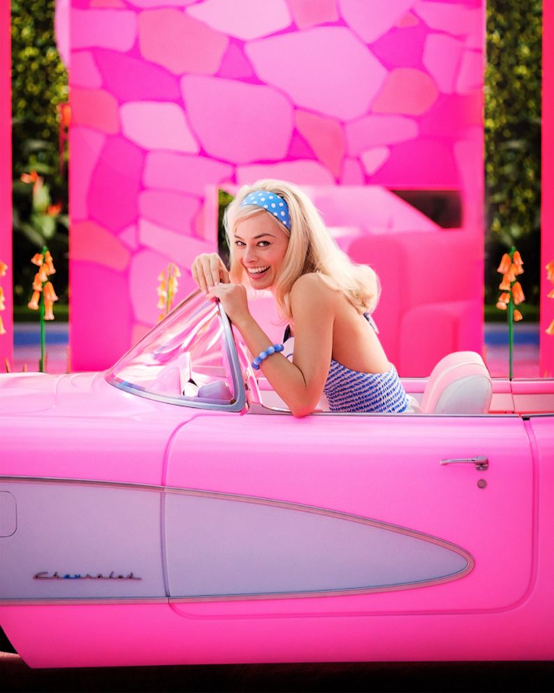 PHOTO: First look at Margot Robbie as Barbie in Warner Bros. Pictures' "Barbie."