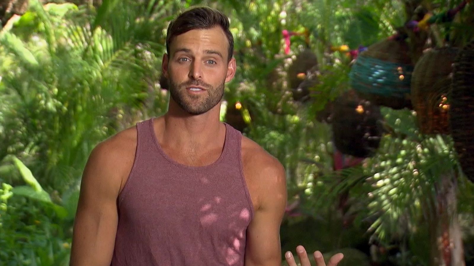 PHOTO: Robby Hayes on Bachelor in Paradise.