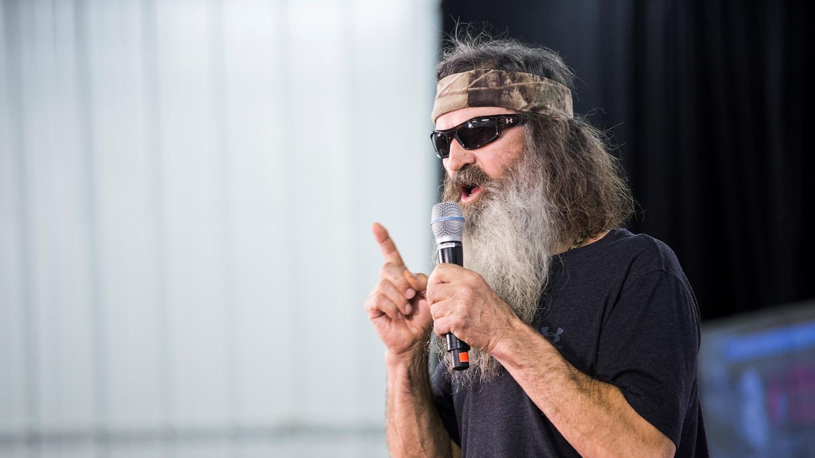PHOTO: Star of Duck Dynasty, Phil Robertson, speaks in support of Republican Presidential Candidate Ted Cruz during a campaign rally in Iowa City, Iowa, Jan. 31, 2016.