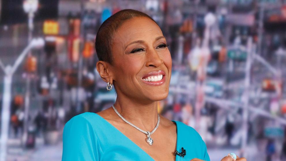 PHOTO: Robin Roberts returned to anchor Good Morning America, Feb. 20, 2013, almost six months after taking a medical leave of absence to undergo a bone marrow transplant for a rare blood disorder. 