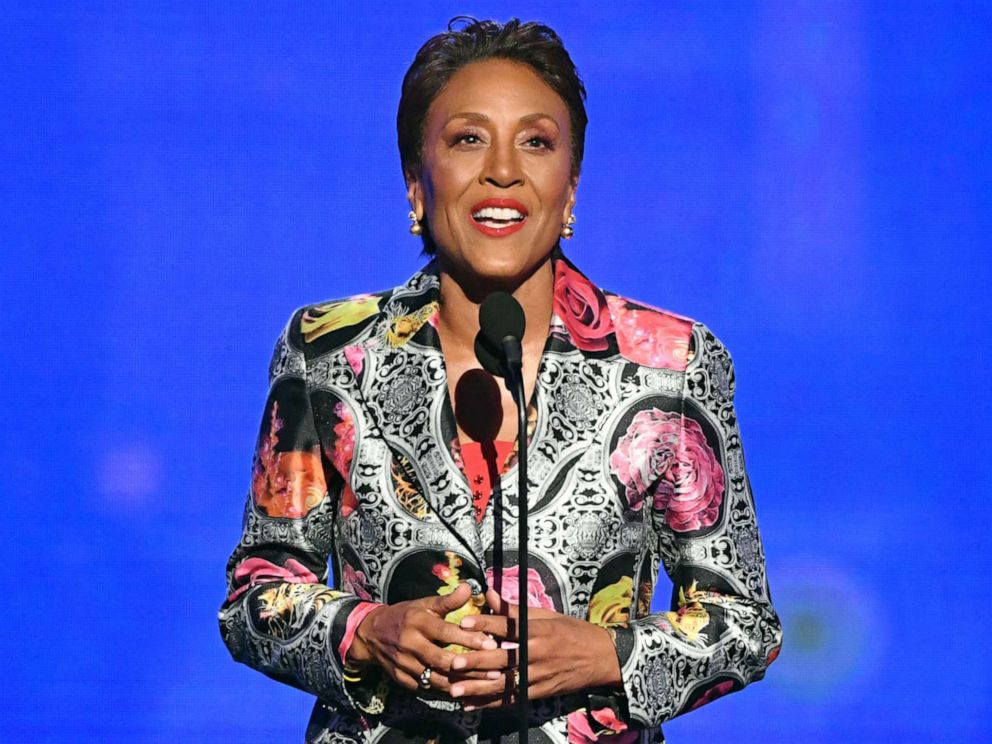 PHOTO: Robin Roberts accepts the Sager Strong Award during the 2019 NBA Awards on June 24, 2019, in Santa Monica, Calif.