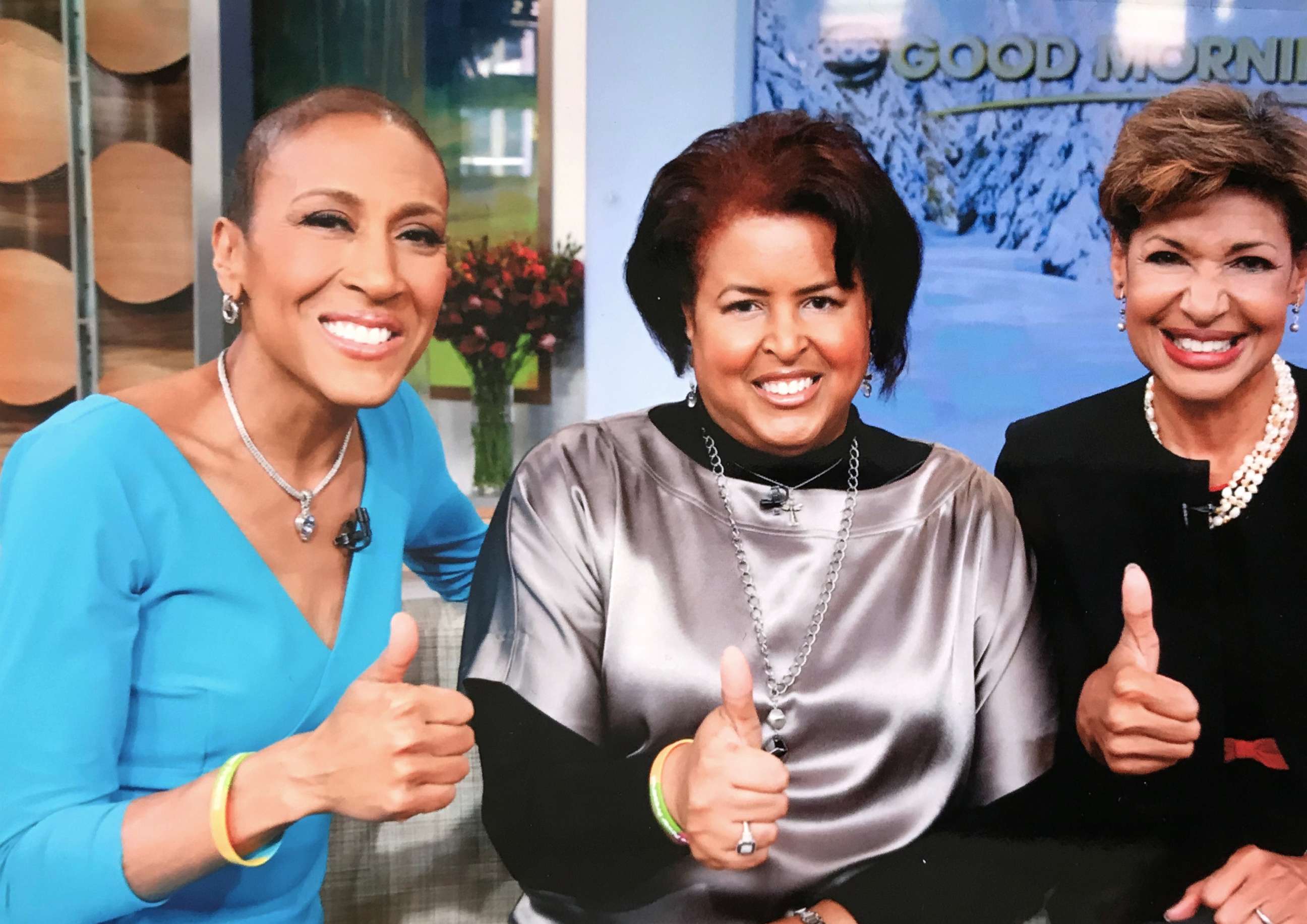 PHOTO: ABC News' Robin Roberts and her sisters are pictured on the "Good Morning America" set on Feb. 20, 2013.