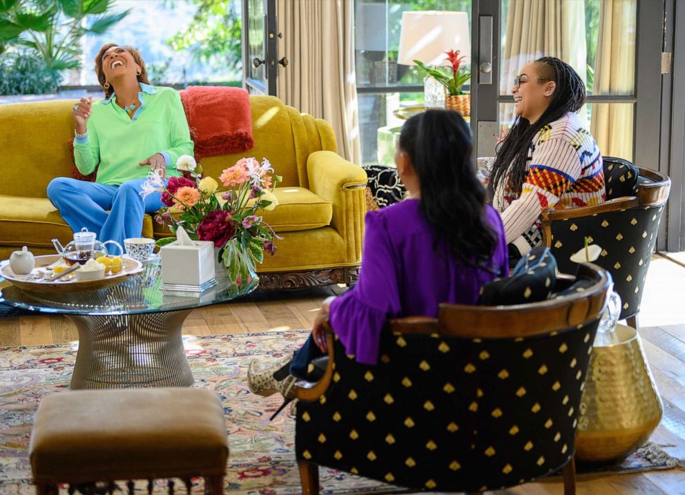 PHOTO: Host Robin Roberts appears on an episode of "Turning the Tables with Robin Roberts," with guests Sheila E and Raven Symone.