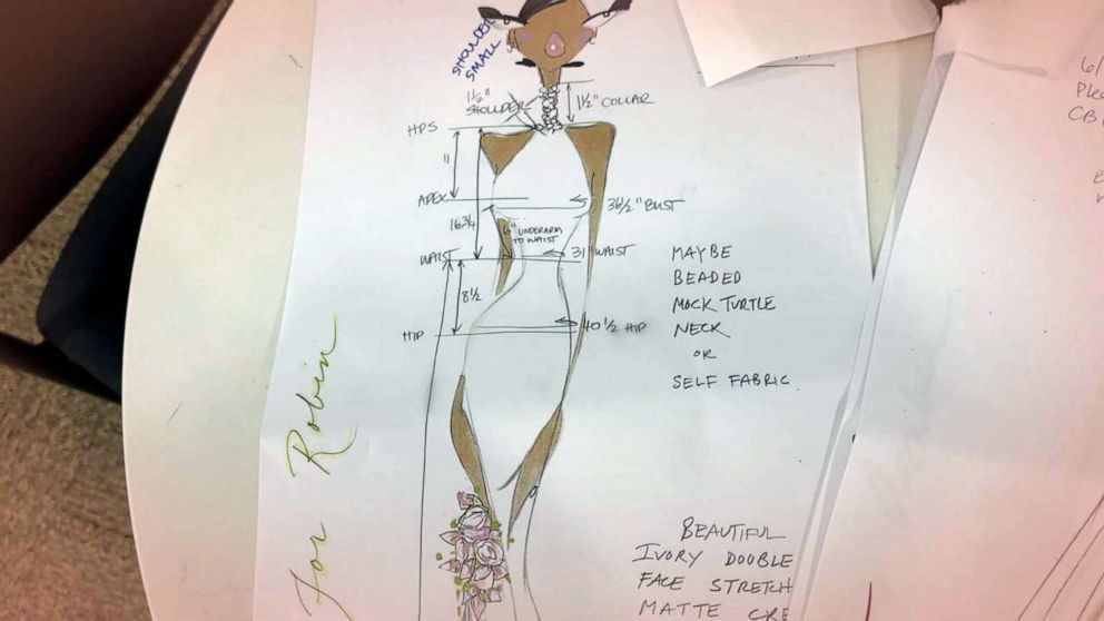 PHOTO: "GMA" co-anchor Robin Roberts shares a preview of her wedding dress from Badgley Mischka.