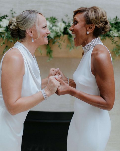 Inside Robin Roberts and Amber Laign’s wedding day