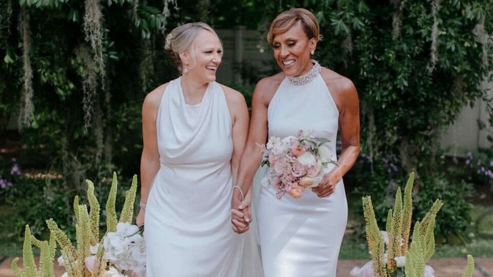 PHOTO: "Good Morning America" co-anchor Robin Roberts and her longtime love Amber Laign are officially married.