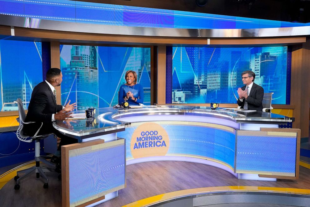 PHOTO: Robin Roberts, center, sits alongside Michael Strahan, left, and George Stephanopoulos on the set of "Good Morning America" in New York City on Feb. 21, 2023.