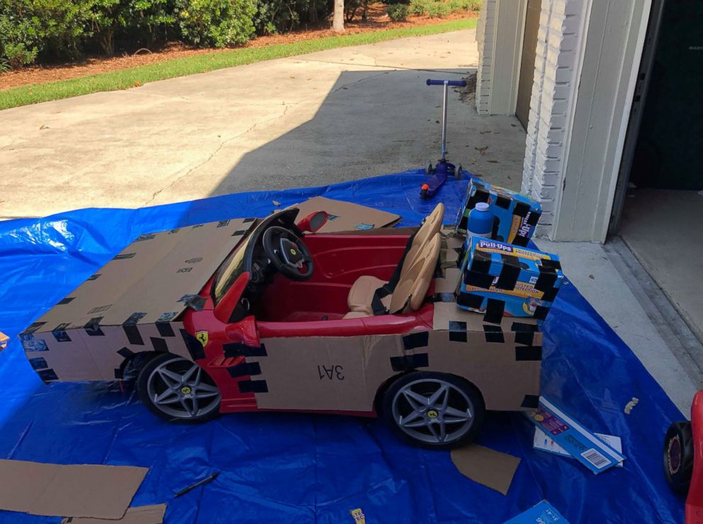 PHOTO: Dad Robbie Willis bought the electric, ride-on Ferrari online as an early birthday present for the boys in 2017, which was transformed into the DeLorean from "Back to the Future."