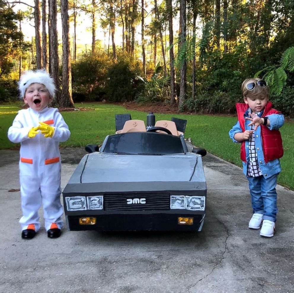 These 2-year-old twins' 'Back to the Future' costumes will have you ...