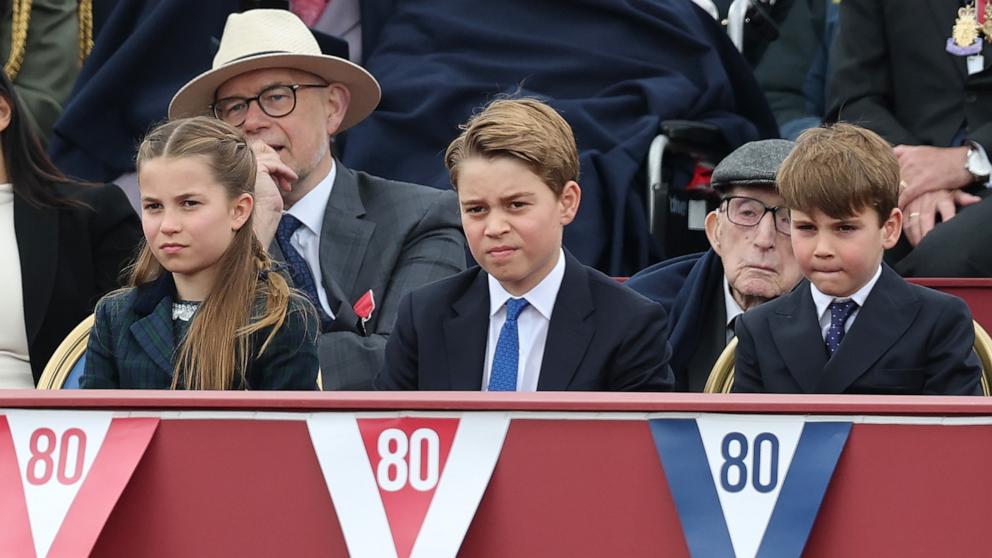 PHOTO: Princess Charlotte of Wales, Prince George of Wales and Prince Louis of Wales during the military procession to mark the 80th anniversary of VE Day, May 5, 2025 in London.
