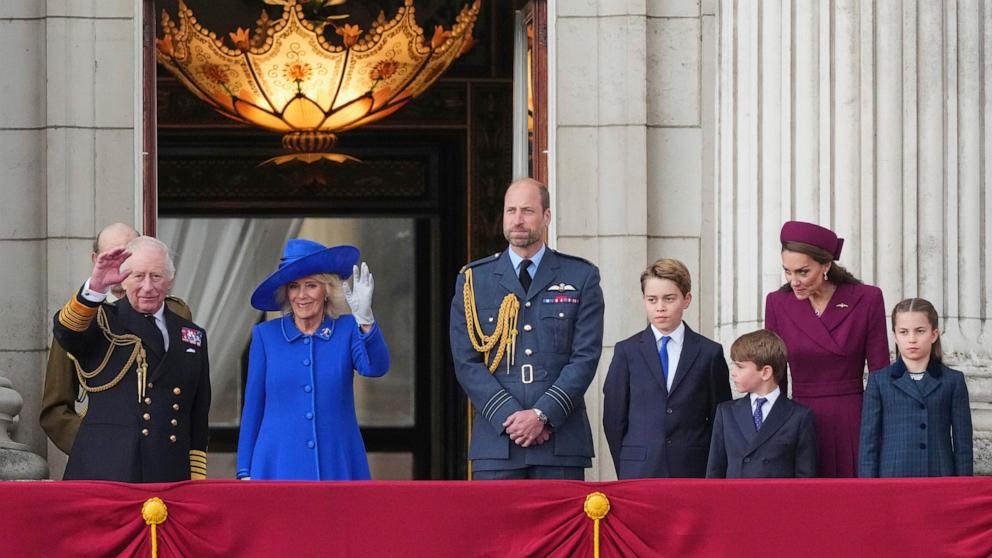 PHOTO: Britain's King Charles III, Queen Camilla, and The Prince and Princess of Wales with Prince George, Prince Louis and Princess Charlotte, appear on the balcony of Buckingham Palace during the V-E Day 80th anniversary events in London, May 5, 2025.