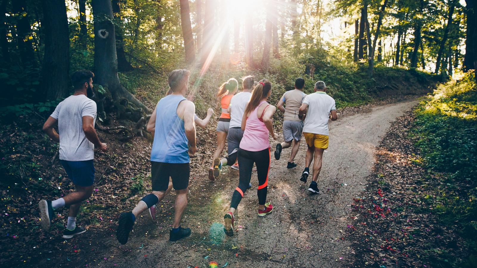 PHOTO: People run in an undated stock photo.