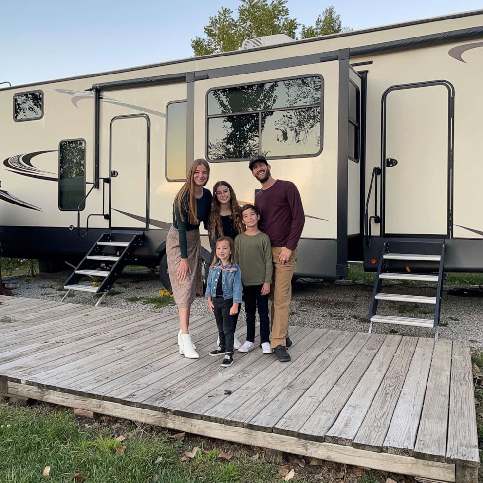 VIDEO: Family of 5 living in RV shares their life on the road 
