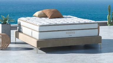 PHOTO: Saatva Classic Mattress 