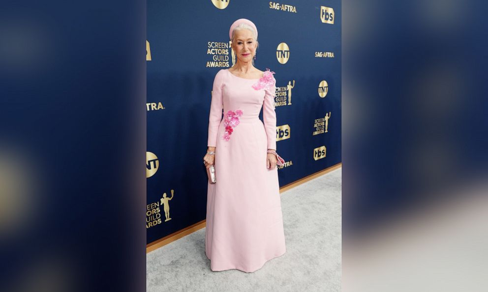 PHOTO: Helen Mirren attends the 28th Annual Screen Actors's Guild Awards at Barker Hangar on Feb. 27, 2022 in Santa Monica, Calif.