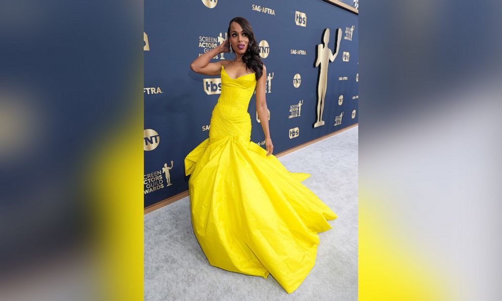 PHOTO: Kerry Washington attends the 28th Annual Screen Actors's Guild Awards at Barker Hangar on Feb. 27, 2022 in Santa Monica, Calif.