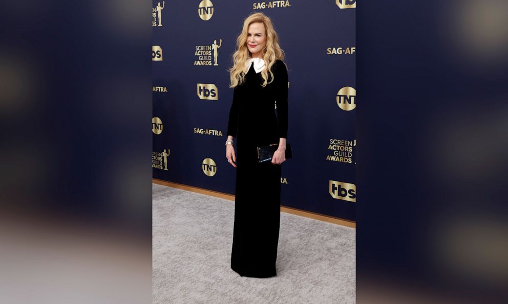 PHOTO: Nicole Kidman attends the 28th Annual Screen Actors's Guild Awards at Barker Hangar on Feb. 27, 2022 in Santa Monica, Calif.