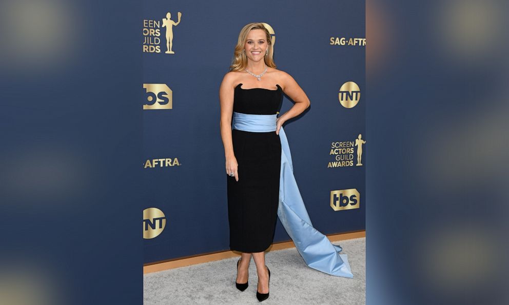 PHOTO: Reese Witherspoon attends the 28th Annual Screen Actors's Guild Awards at Barker Hangar on Feb. 27, 2022 in Santa Monica, Calif.