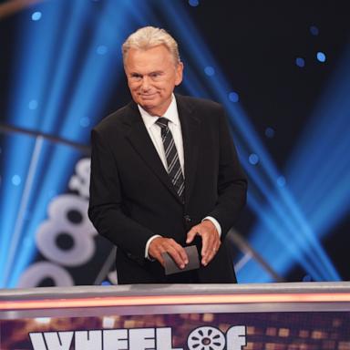 PHOTO: Pat Sajak hosts 