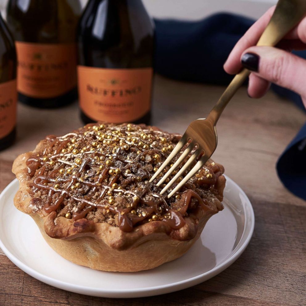 VIDEO: Ring in the New Year with this Prosecco pie