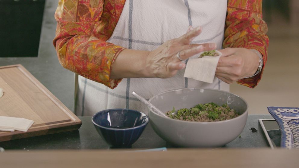 PHOTO: Sameena Adamjee fills her homemade samosas inside a wonton wrapper.