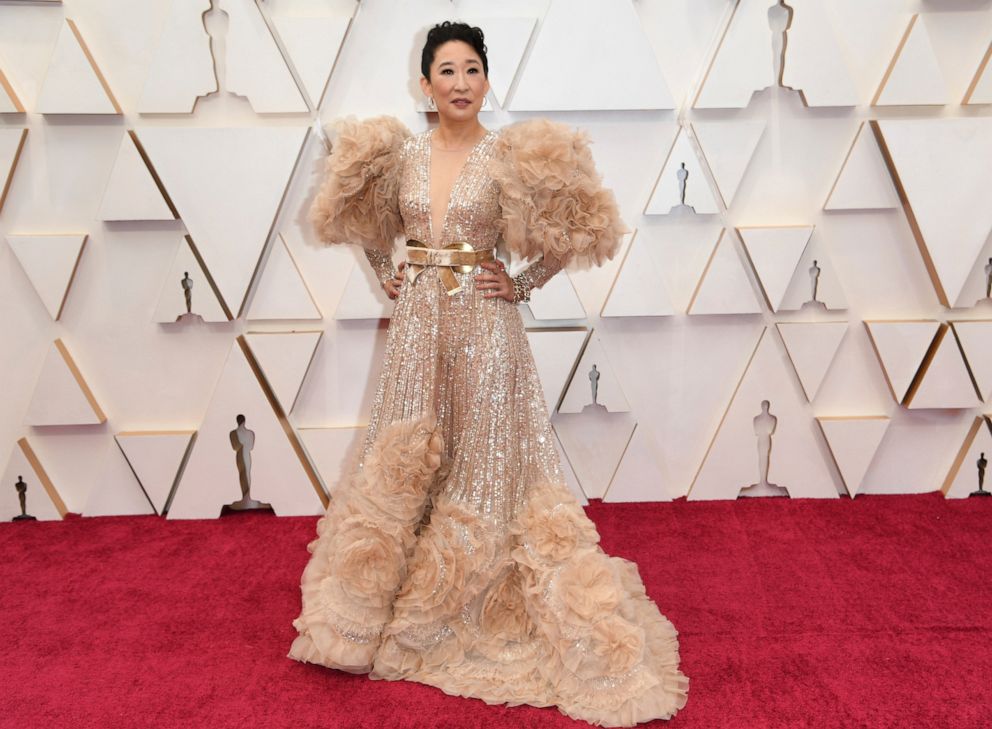 PHOTO: Sandra Oh arrives at the Oscars, Feb. 9, 2020, in Hollywood, Calif. 