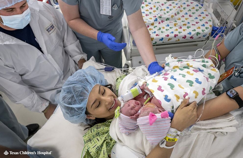 PHOTO: Sandy Fuller gave birth to twin daughters on March 1, 2023, at Texas Children's Pavilion for Women.