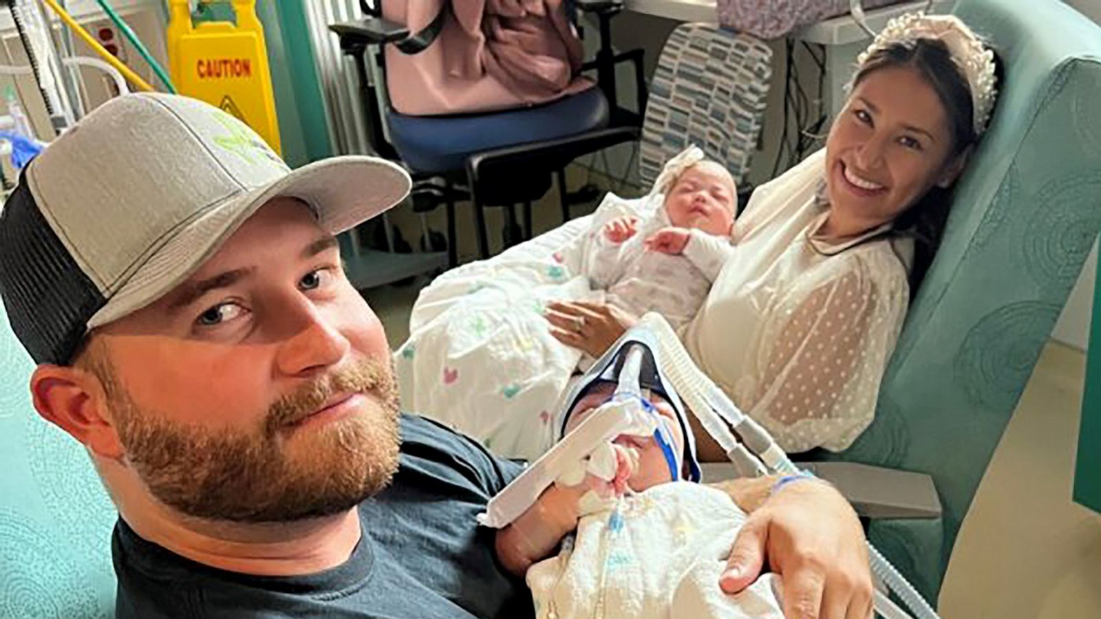 PHOTO: Sandy and Jesse Fuller hold their twin daughters after the babies underwent successful separation surgery.