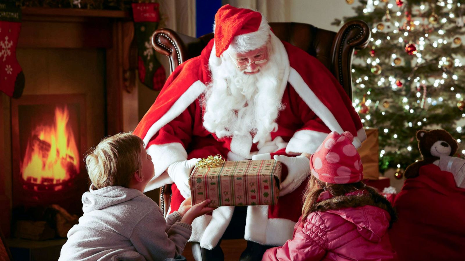 PHOTO: An undated stock photo depicts a Christmas visit from Santa Claus.