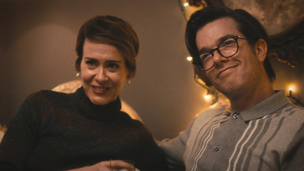 PHOTO: Sarah Paulson as Cousin Michelle and John Mulaney as Cousin Steven in a scene from "The Bear."