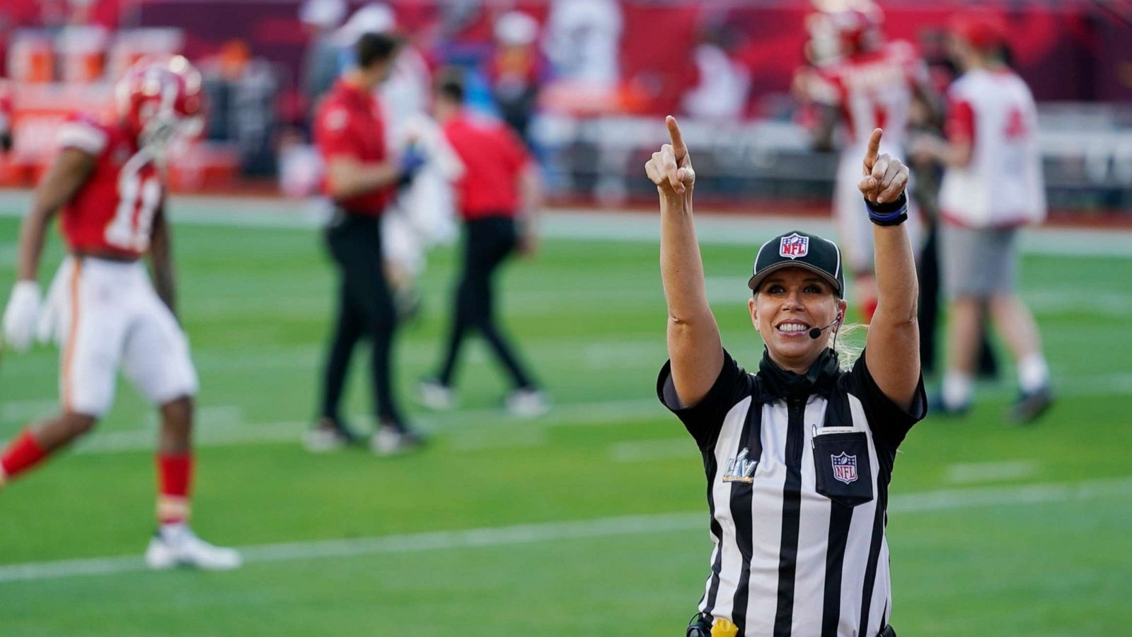 Women make Super Bowl history as Tampa Bay Bucs beat the Kansas City Chiefs  - ABC News