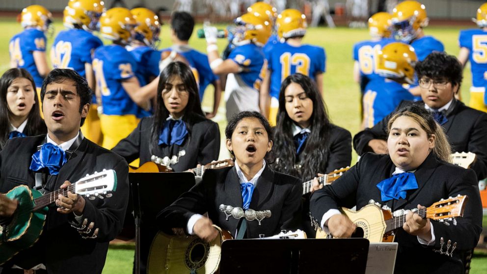 PHOTO: Springfield High School Mariachi Del Sol performed at the Siuslaw High School football game on Sept. 23, 2022.