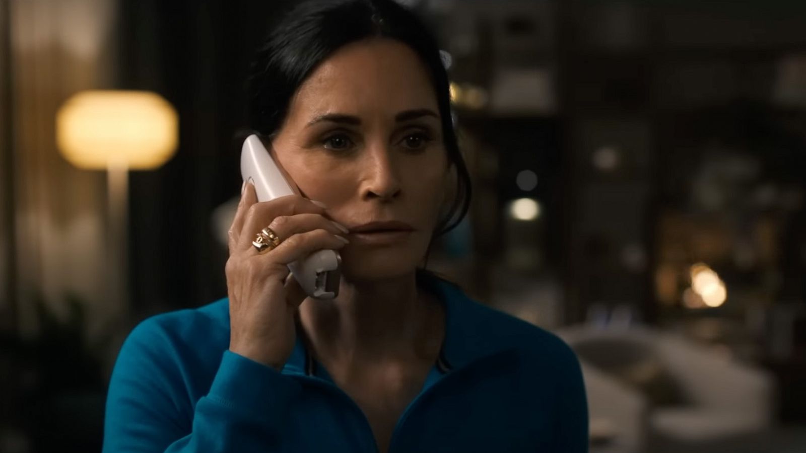 Courteney Cox takes a call from Ghostface in final 'Scream 6' trailer:  Watch here - Good Morning America