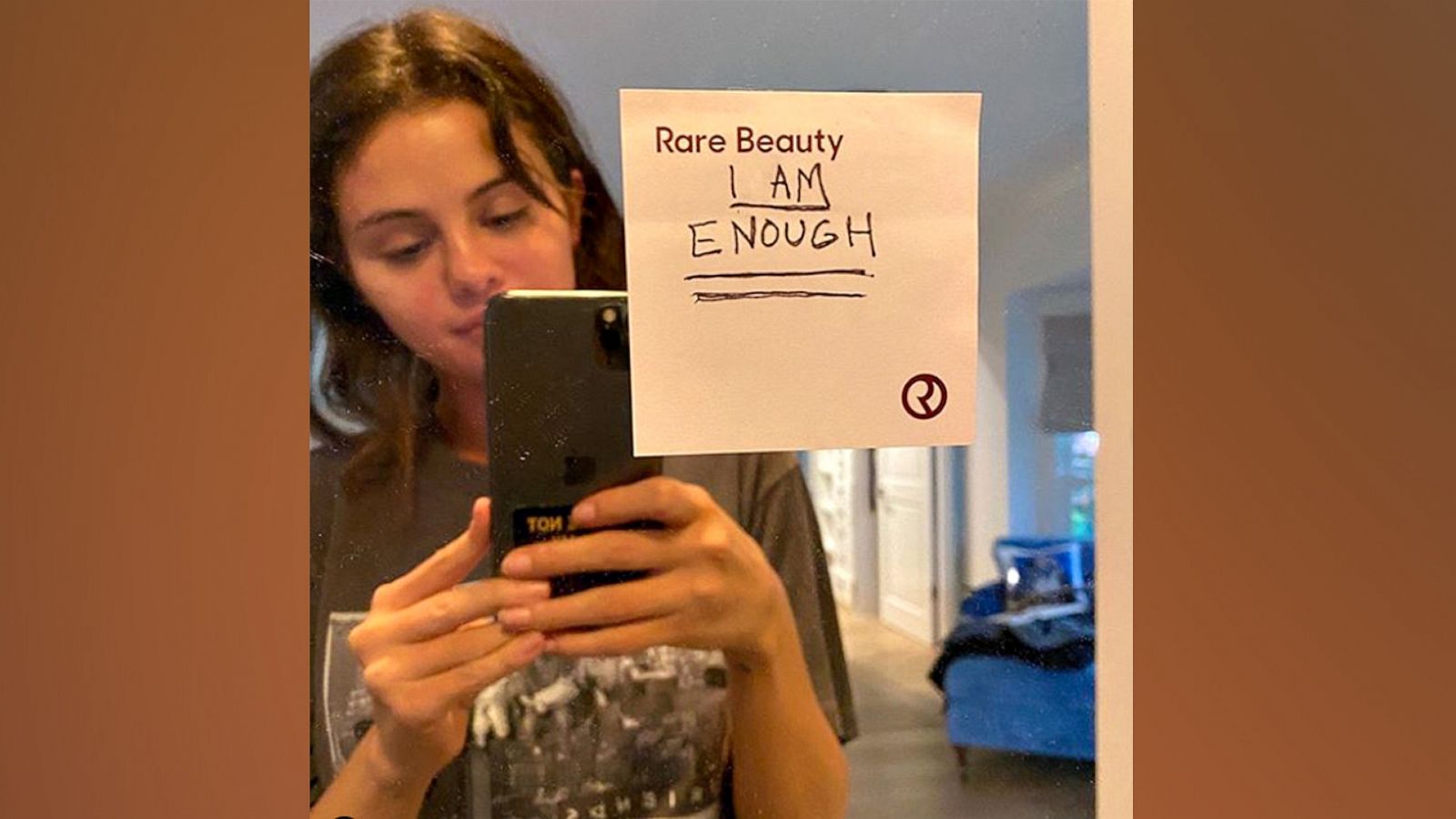 PHOTO: Selena Gomez shares inspirational message in makeup-free selfie on Instagram.