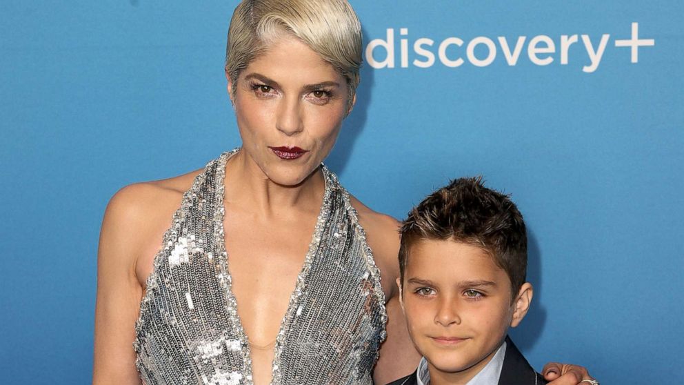 PHOTO: Selma Blair and Arthur Saint Bleick attend a special screening of Discovery+'s "Introducing, Selma Blair" at Directors Guild of America, on Oct. 14, 2021 in Los Angeles.