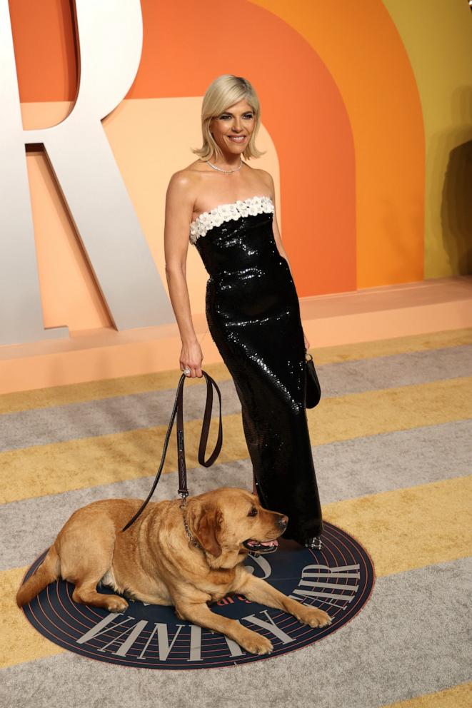 PHOTO: Selma Blair and Scout attend the Vanity Fair Oscar Party in Beverly Hills, Calif., Mar. 2, 2025.