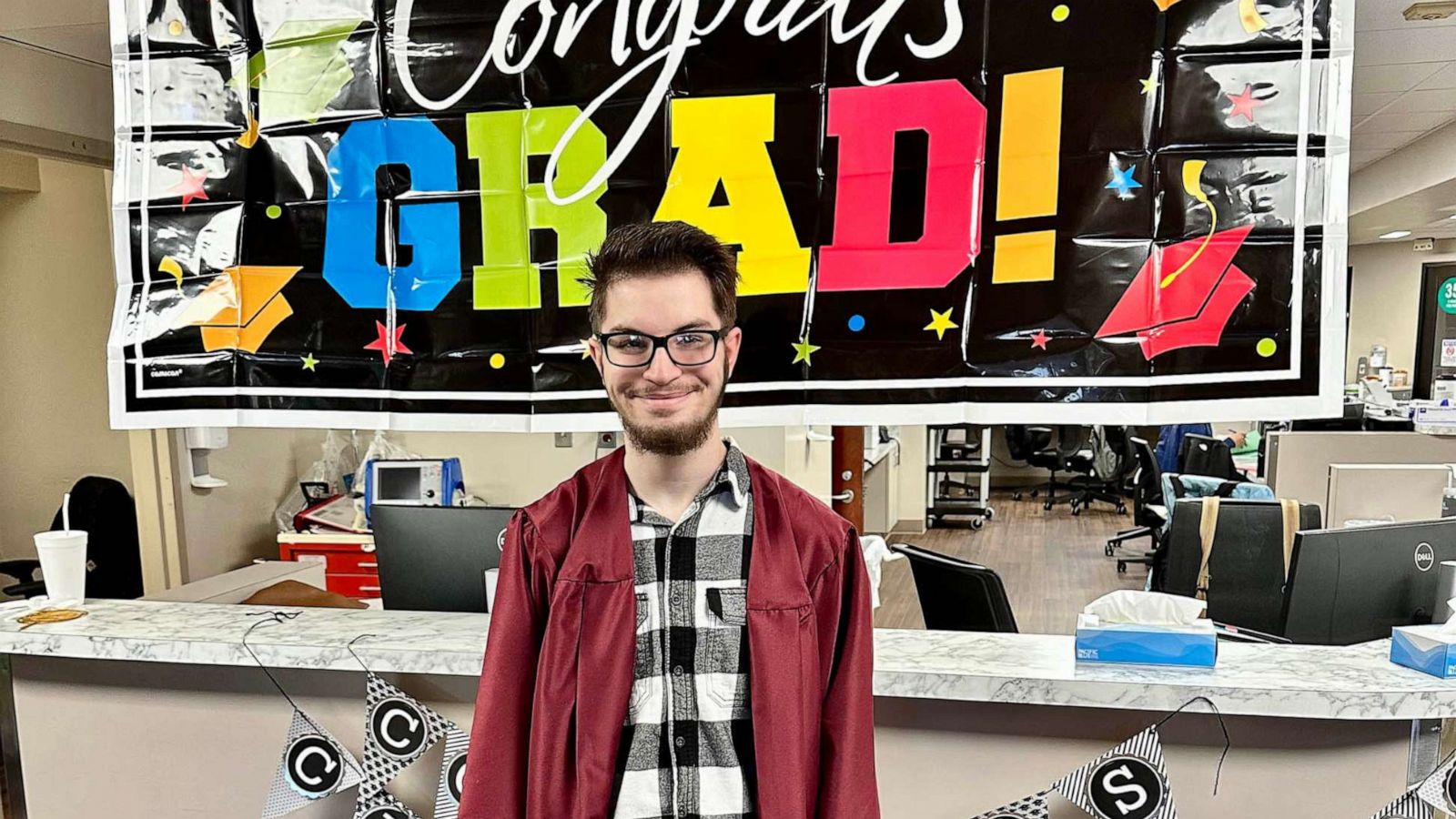 PHOTO: The staff at Integris Southwest Medical Center in Oklahoma City, Oklahoma, came up with the idea of an early graduation ceremony and helped decorate and bring the special event to life.