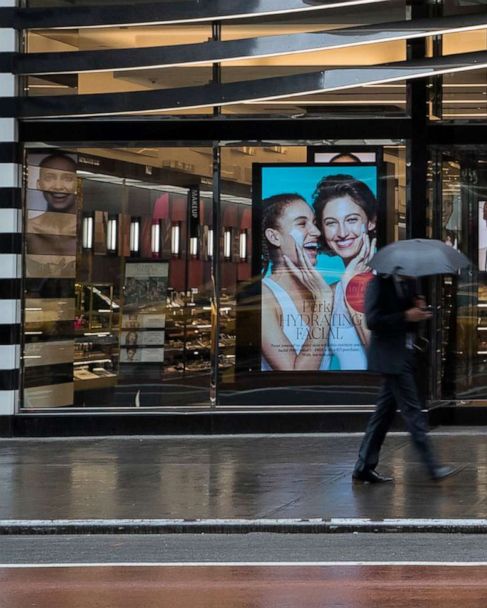 Fewer Guards, More Black Brands: Sephora's Plan to Win Back Shoppers - BNN  Bloomberg