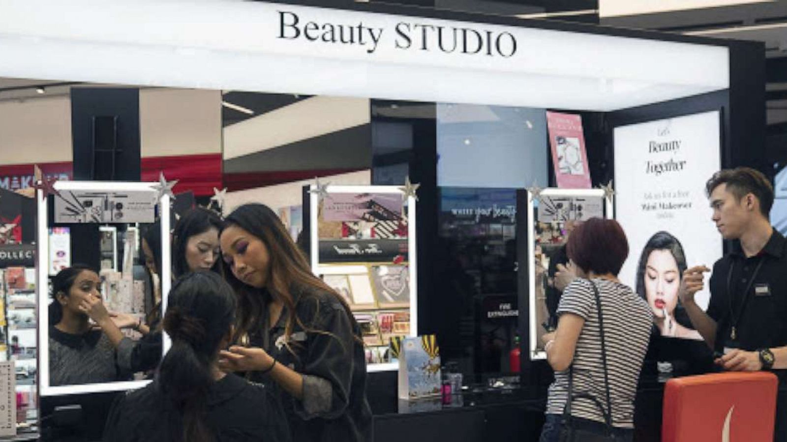 PHOTO: Sephora Beauty Studio