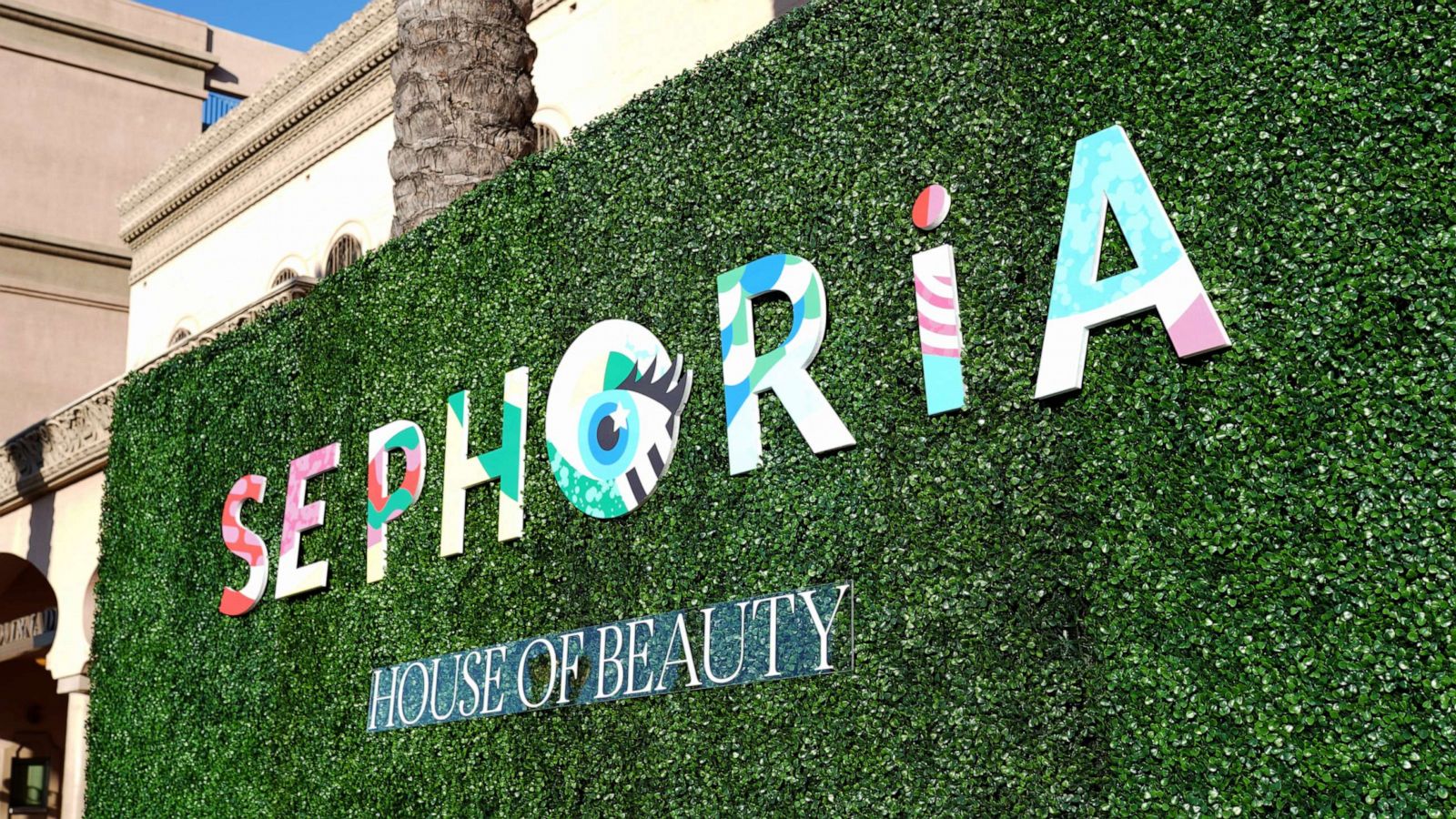 PHOTO: A view of the atmosphere at SEPHORiA: House of Beauty Preview Party at The Shrine Auditorium, Sept. 6, 2019, in Los Angeles.