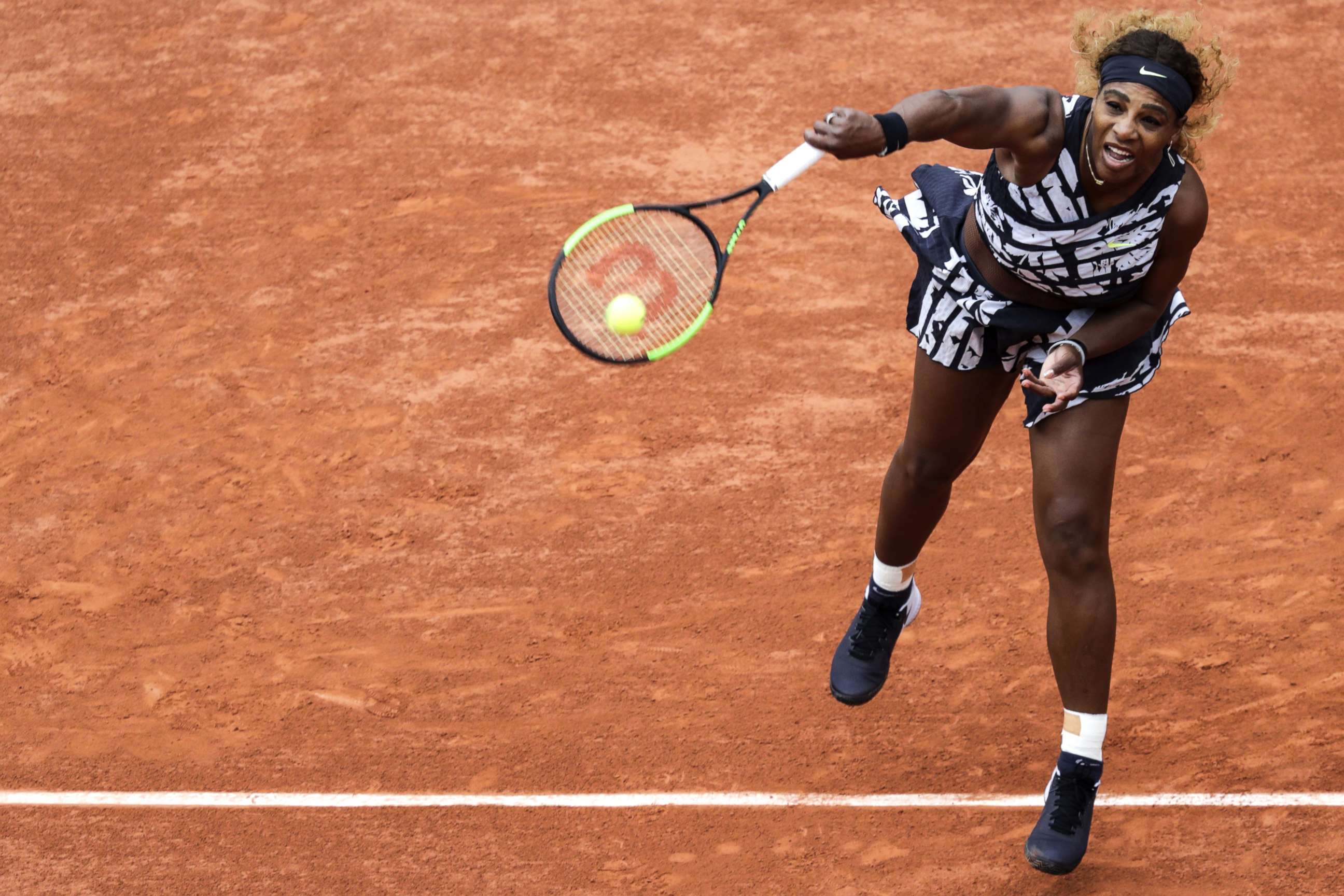 Serena williams outfit deals roland garros