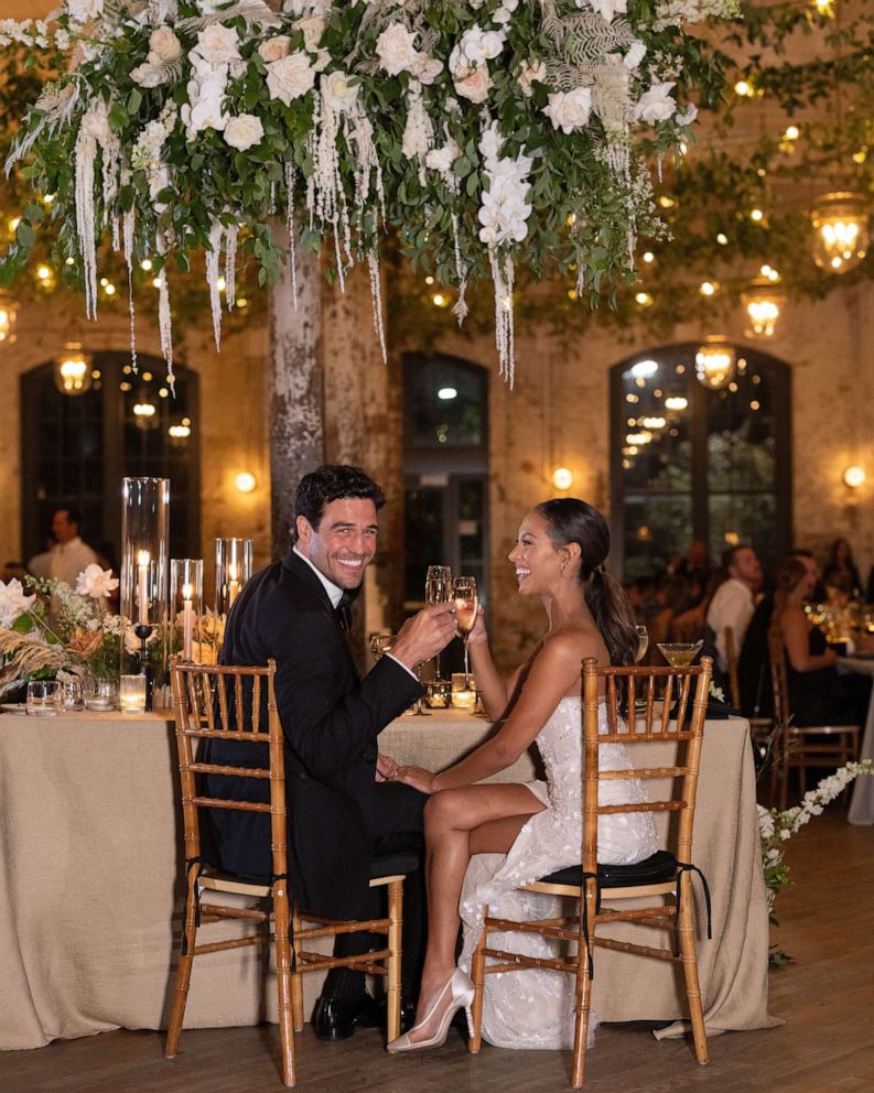 PHOTO: Serena Pitt and Joe Amabile married on Sept. 2 in Charleston, South Carolina.