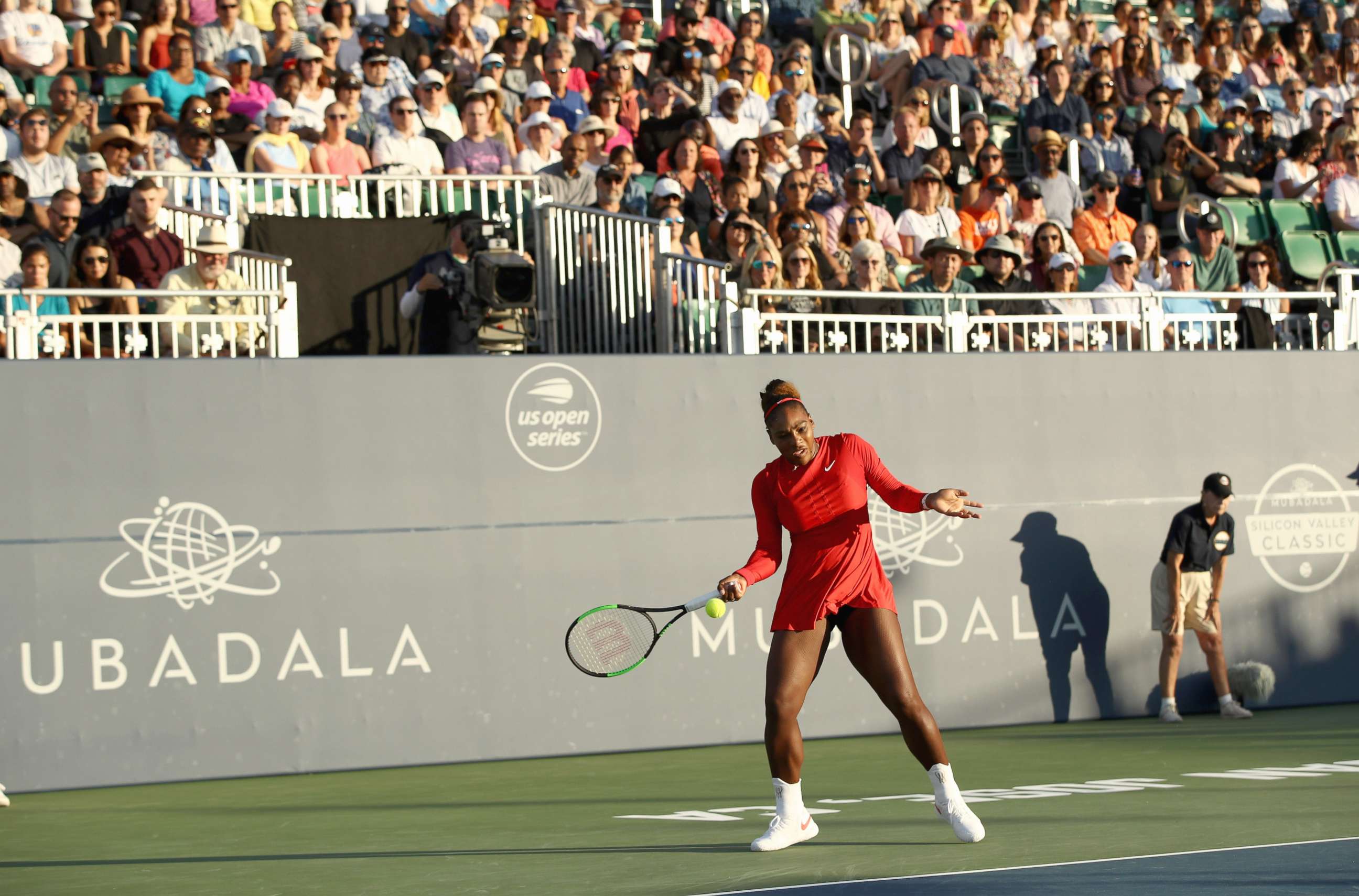 PHOTO: Serena Williams of the U.S. returns a shot to Johanna Konta of Great Britain during Day 2 of the Mubadala Silicon Valley Classic at Spartan Tennis Complex, July 31, 2018, in San Jose, Calif.
