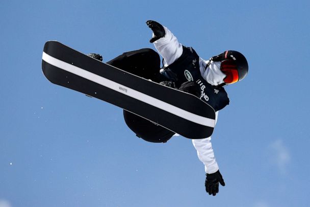 Shaun White schedule: Start time for his run in Olympic snowboarding half  pipe finals - DraftKings Network