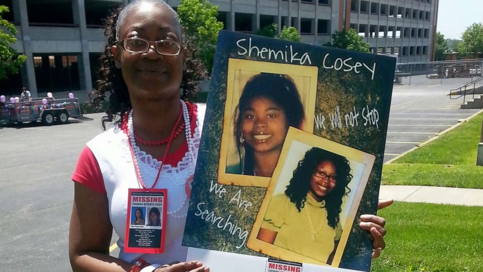 PHOTO: Paula Hill is still searching for her daughter, Shemika Cosey, who went missing in 2008. 