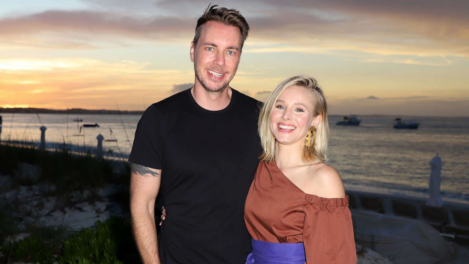 PHOTO: Dax Shepard and Kristen Bell pose, Jan. 30, 2018, in Providenciales, Turks & Caicos.